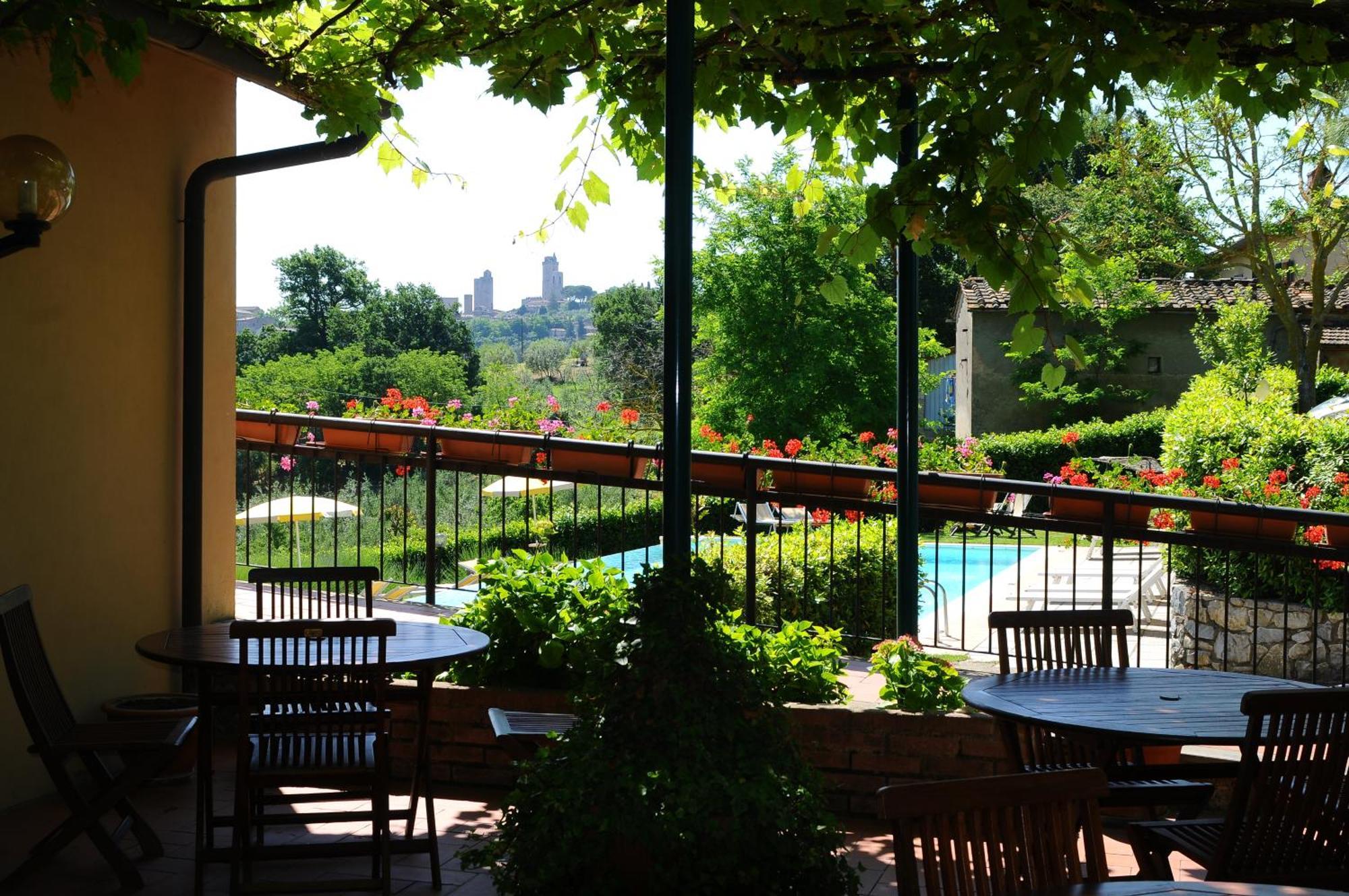 סן ג'ימיניאנו Hotel San Michele מראה חיצוני תמונה